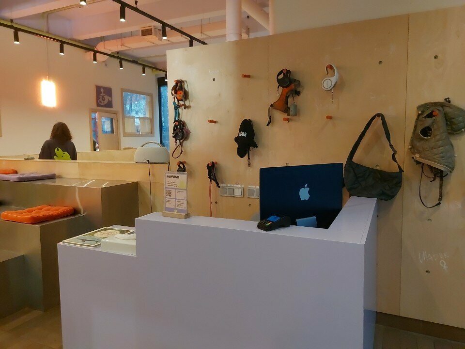 more clinic photos 14633