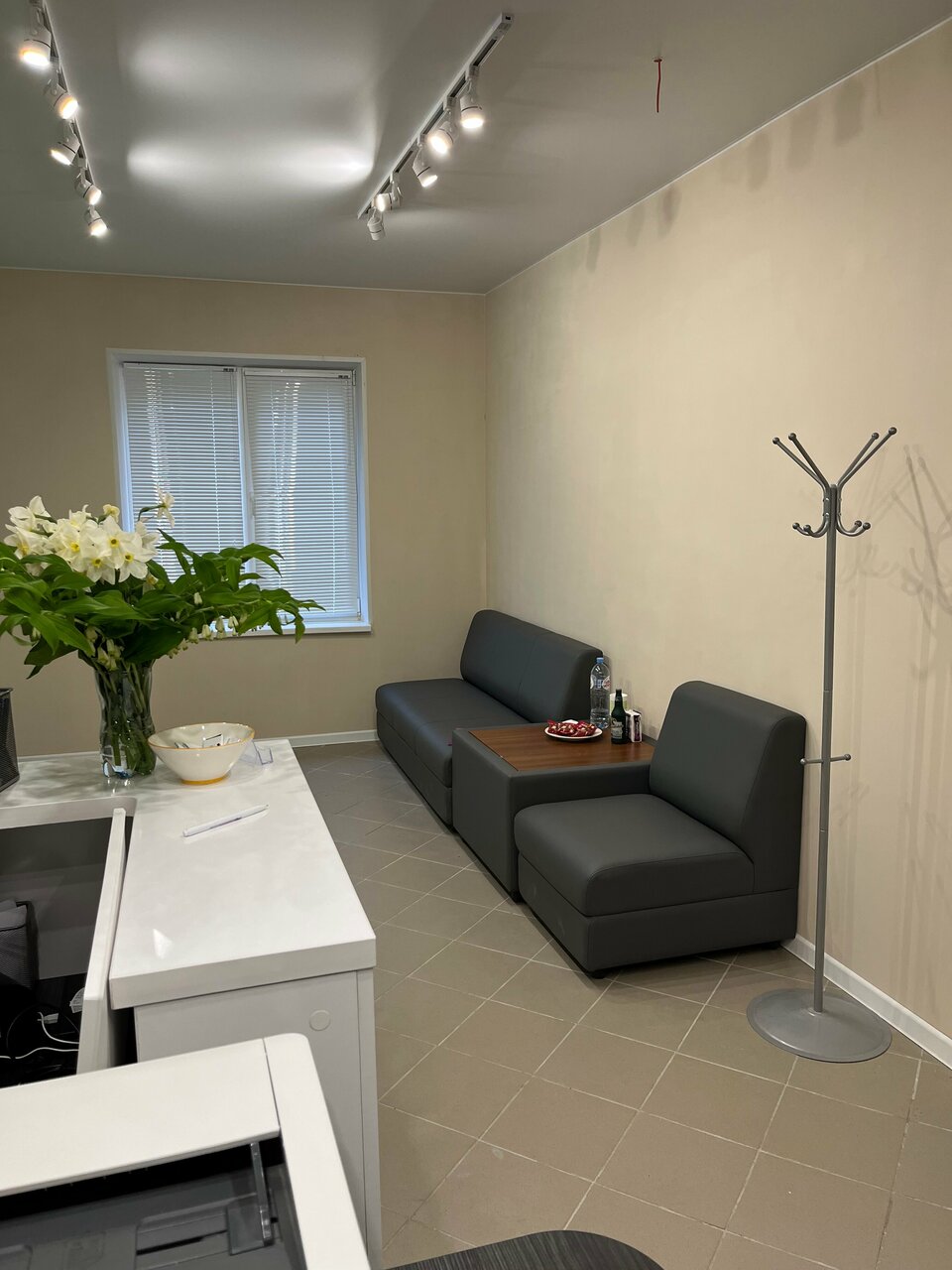 more clinic photos 84110