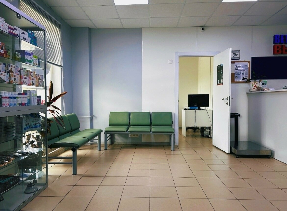 more clinic photos 9897