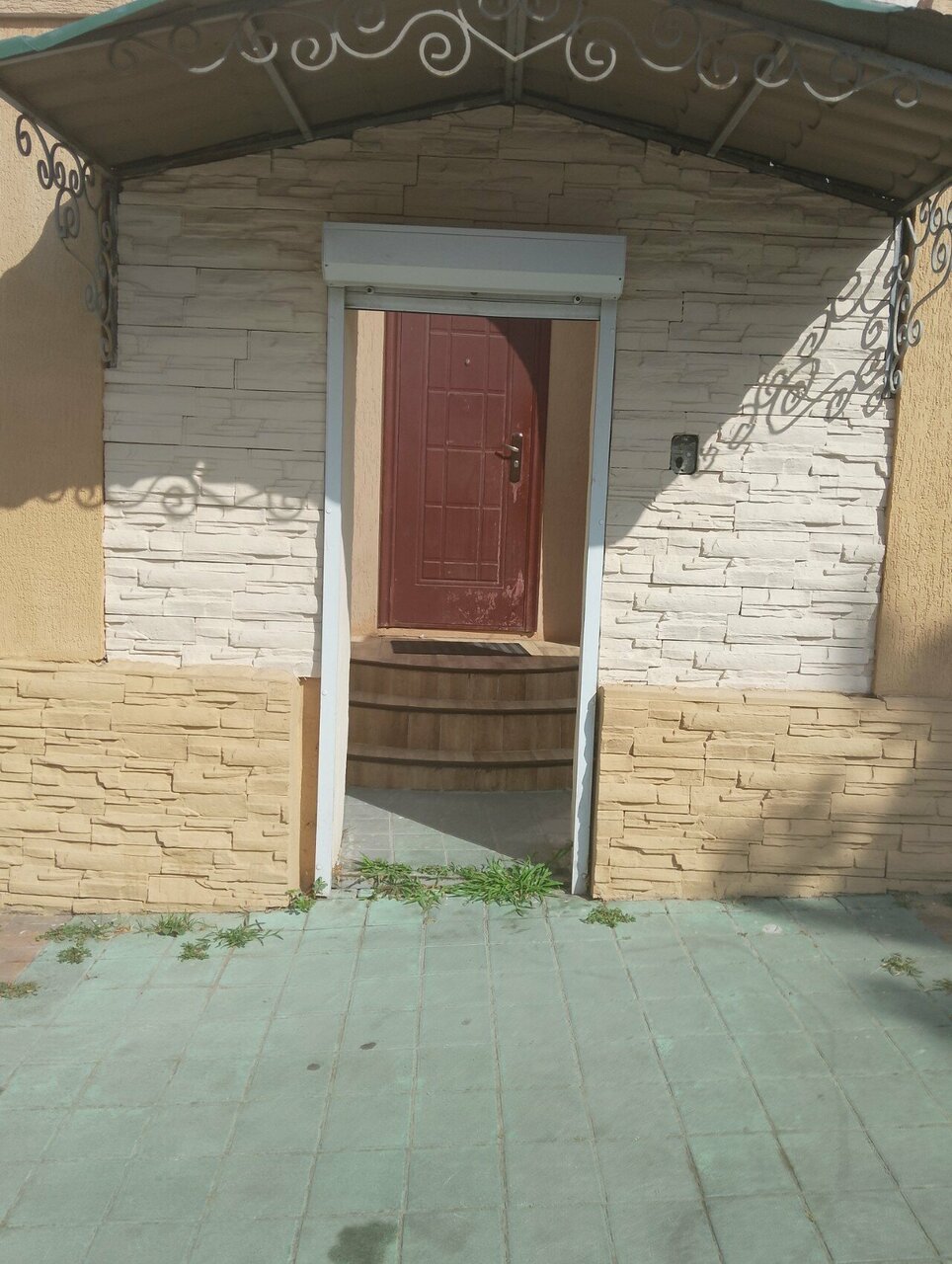 more clinic photos 3085