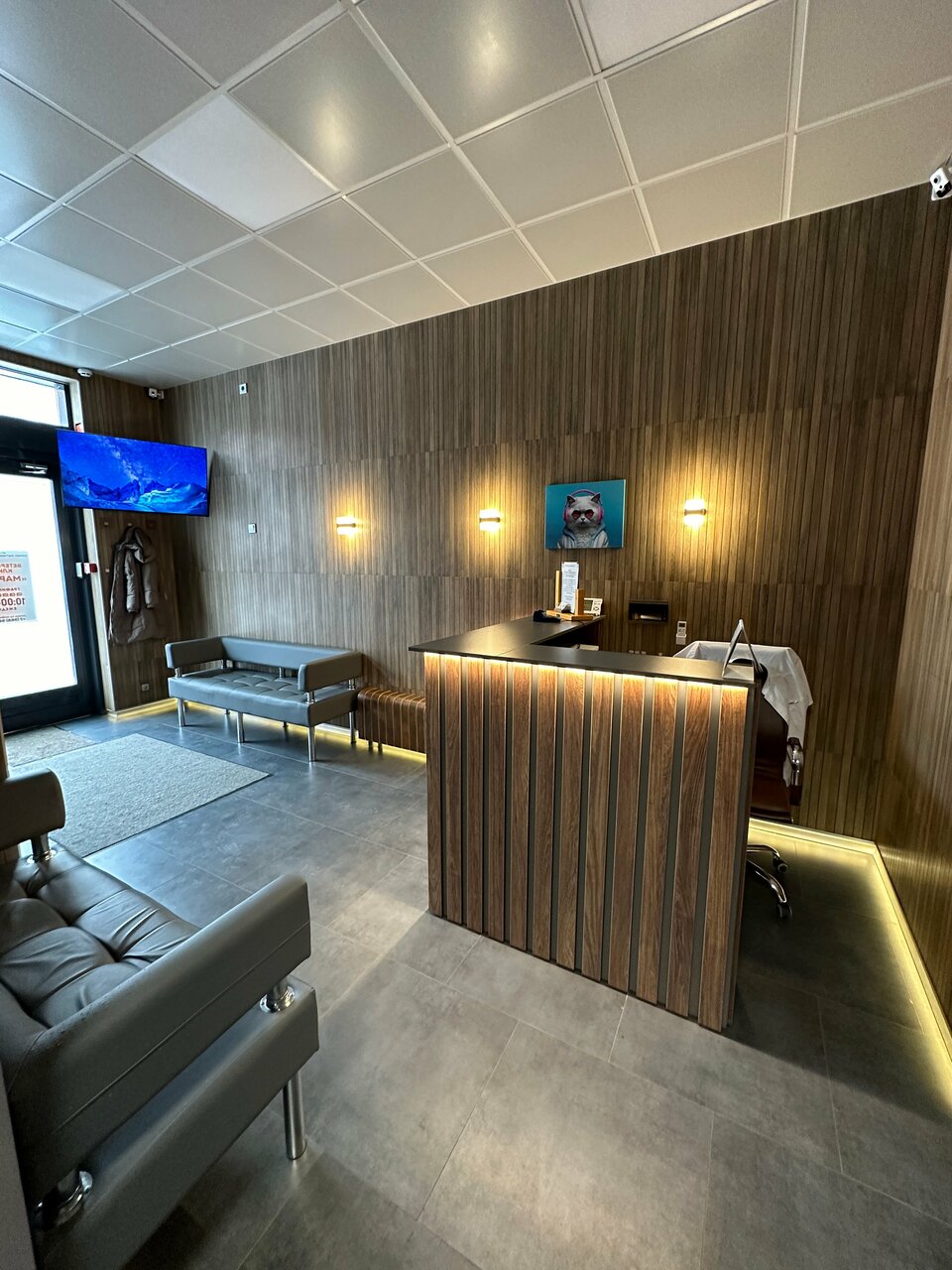 more clinic photos 3793