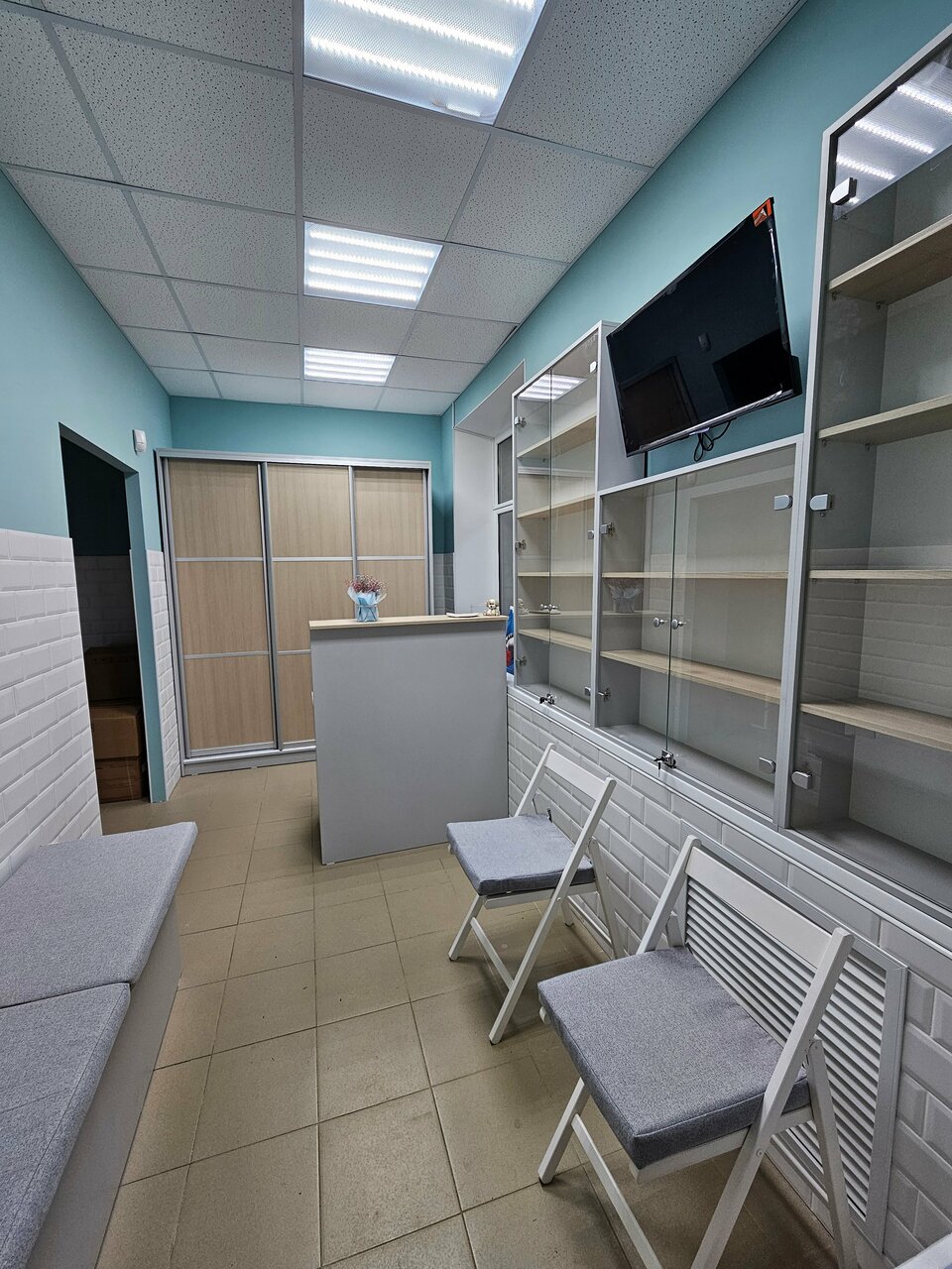 more clinic photos 49016