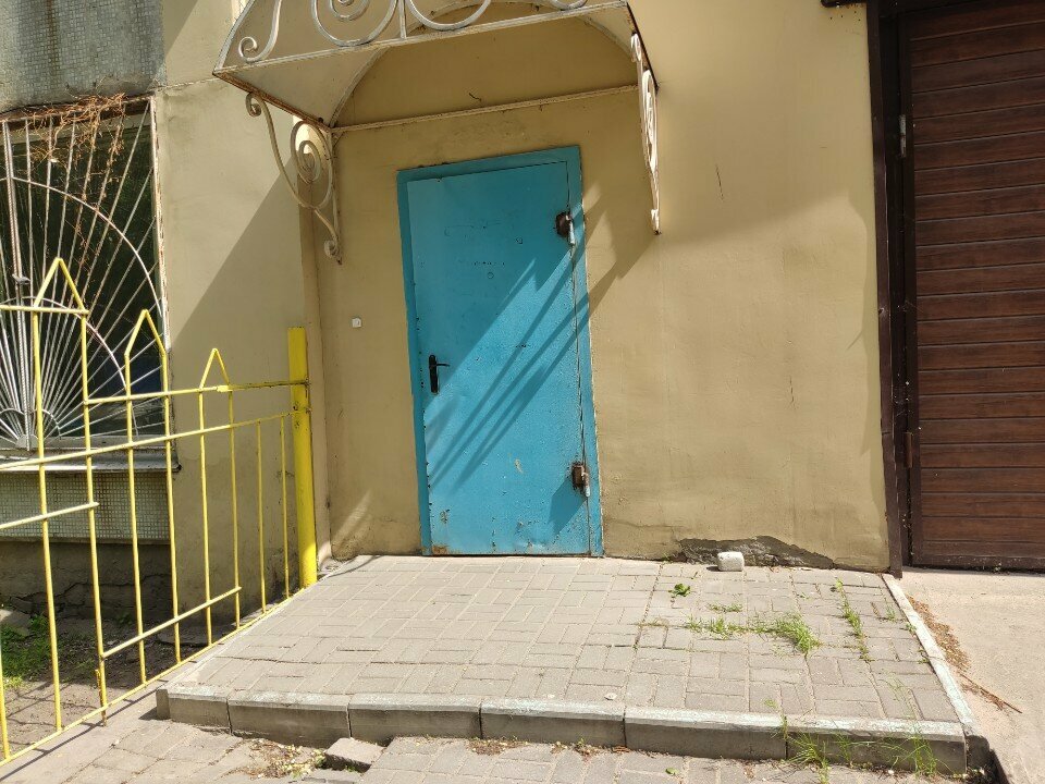 more clinic photos 3978