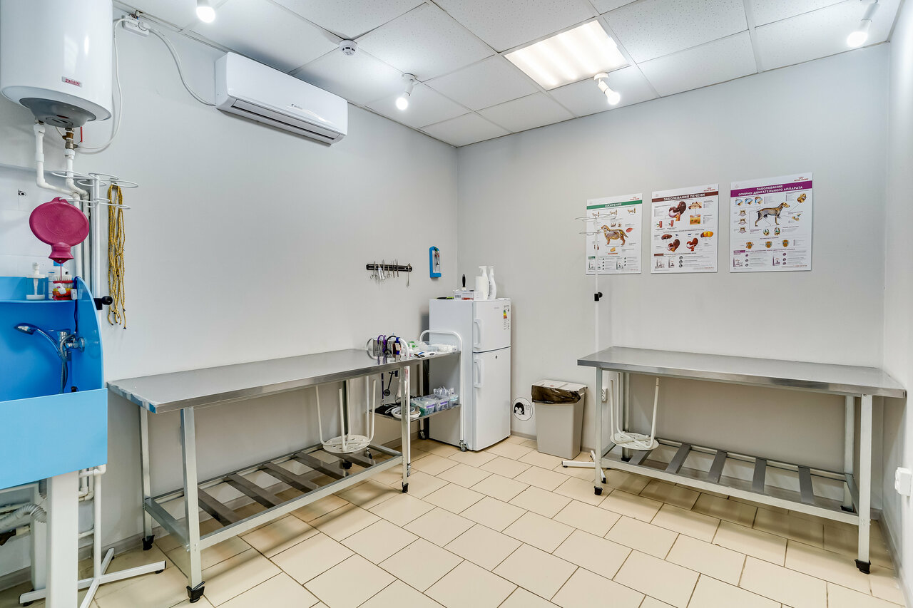 more clinic photos 17998