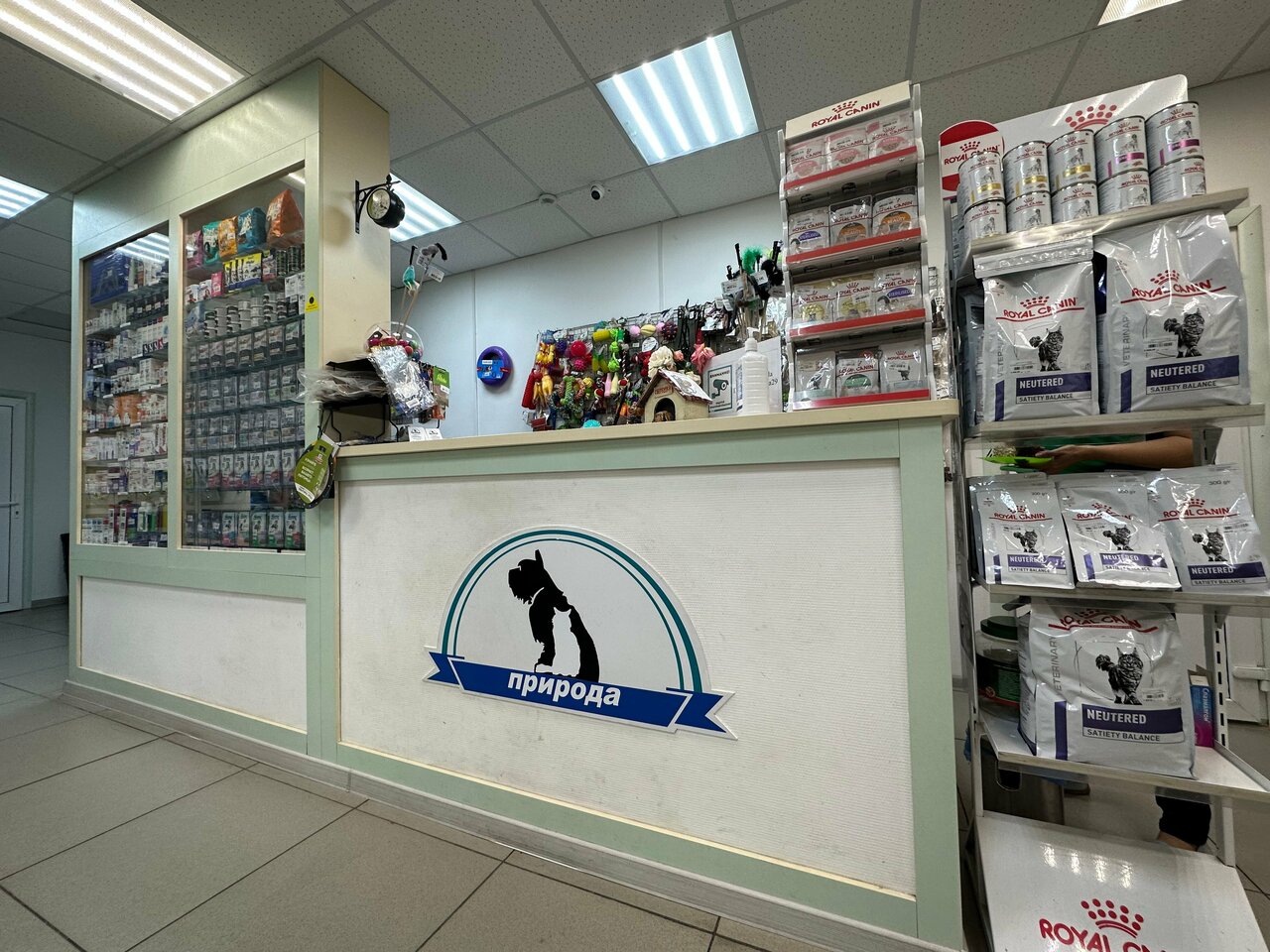 more clinic photos 33702