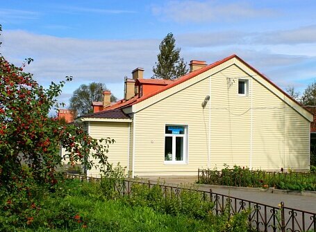 more clinic photos 39203