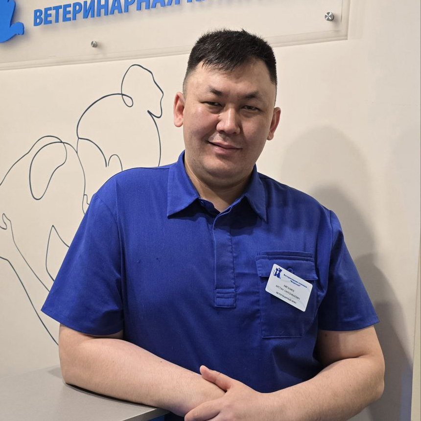 Фото врача Ажгалиев Арстан Сарсенбаевич