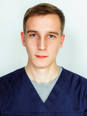 Фото врача Миронович Артем Олегович