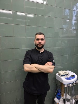 Фото врача Лисихин Артем Андреевич